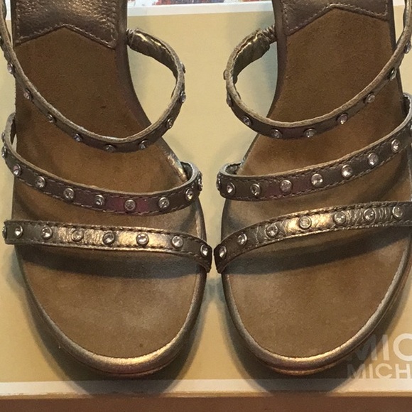 Michael Kors Heels - Picture 2 of 4